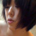無修正で、黒髪ショートのアジア系美少女菊乃が、チンコと男友達にザーメンをぶちまけるのが大好きだと語っている。/Hey動画