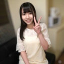 《18歳 人生初潮吹き 人気No1大手アイドルグループセンター。小さな体が痙攣絶頂を繰り返すガン突き生ハメ記録》