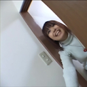 【超解像4K画質】「何もしないと言ったでしょ？」鍵をなくしたから泊めてと言われ男友達を部屋に入れた素人娘！