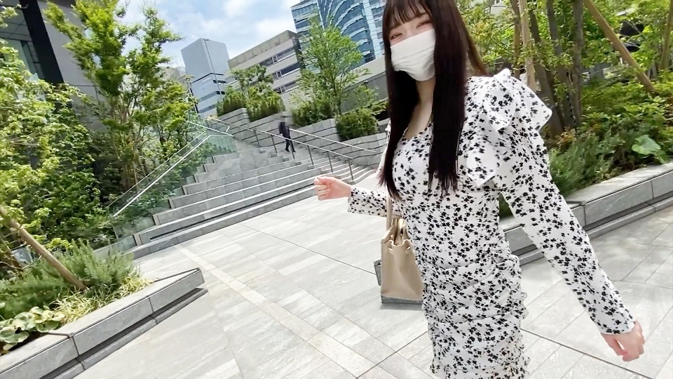 【完全顔出し】”奇跡の8頭身" 清純派新人グラビアアイドル / 1度限りのピル無しガチ生中出し。80分超え高画質撮影希少映像。※短期終了