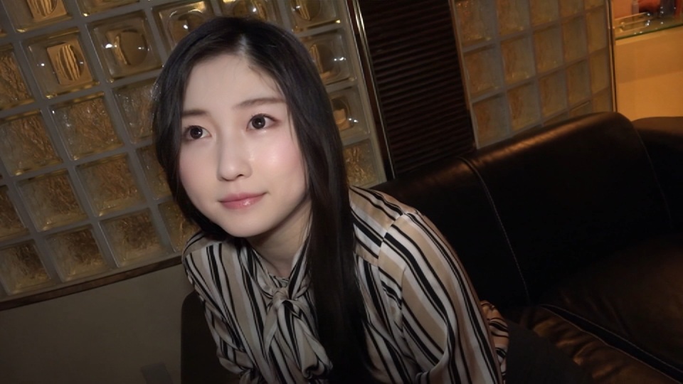 現職教師の禁断プライベート。止まらない潮吹き&本気中出し。完全オフの日に撮影した衝撃の裏側映像