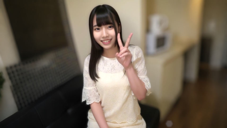 18歳 人生初潮吹き 人気No1大手アイドルグループセンター。小さな体が痙攣絶頂を繰り返すガン突き生ハメ記録