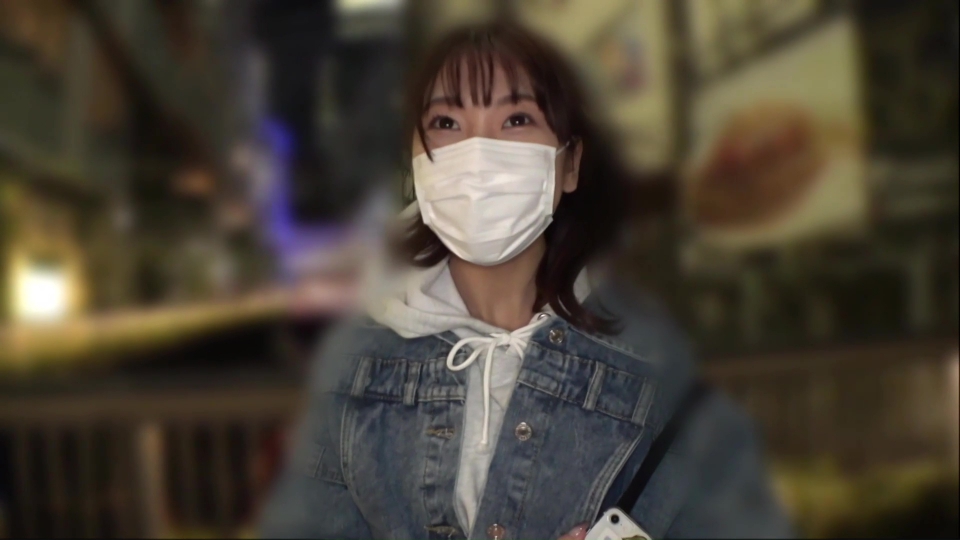 りの 20歳 ファミレス店員