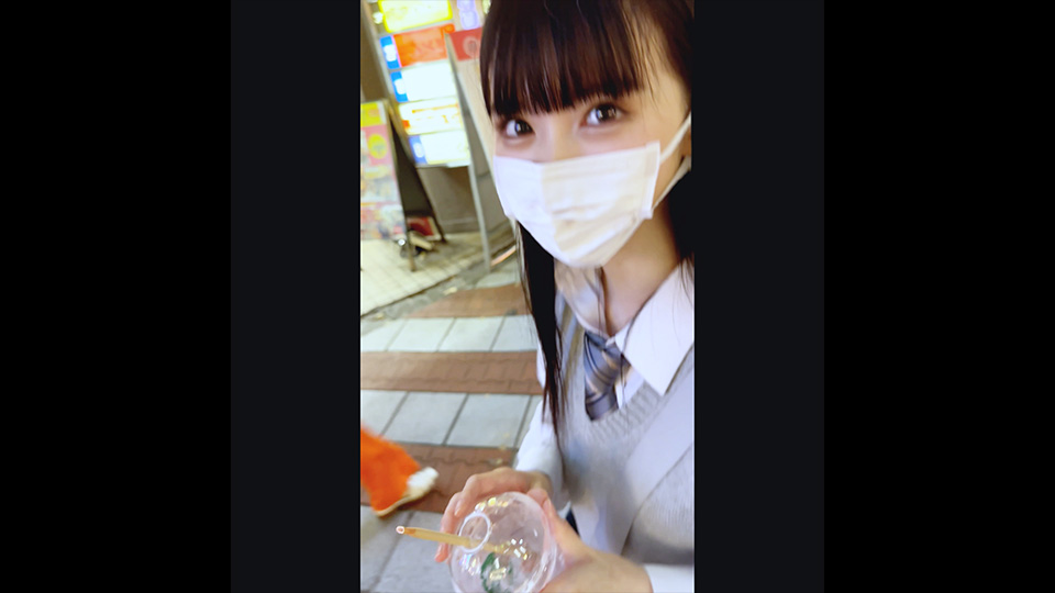 【顔出しサンプルあり】”話題の大バズり18歳インフルエンサー”初デビュー！！顔出し解禁ガチ中出し撮影　絶対にここでしか見れません。【高画質】