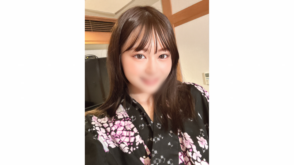 [即ハメ中出し素人］無修正≪潮吹き♡清楚系色白美人≫生ハメ経験無し➡初中出し。清楚系なのに潮吹きM体質の従順ドスケベちゃん系!ヒクヒク痙攣しちゃった純潔マンコにＮＴＲ中出し♡